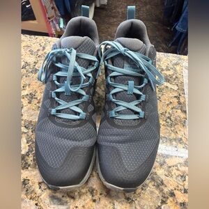 Merrell J52910 Women’s Hiking Trail Shoes Vibram Sole Gray Blue Size 8.5
